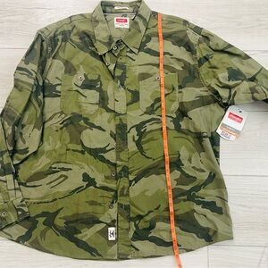 Wrangler Men's Premium Slim Fit Shirt